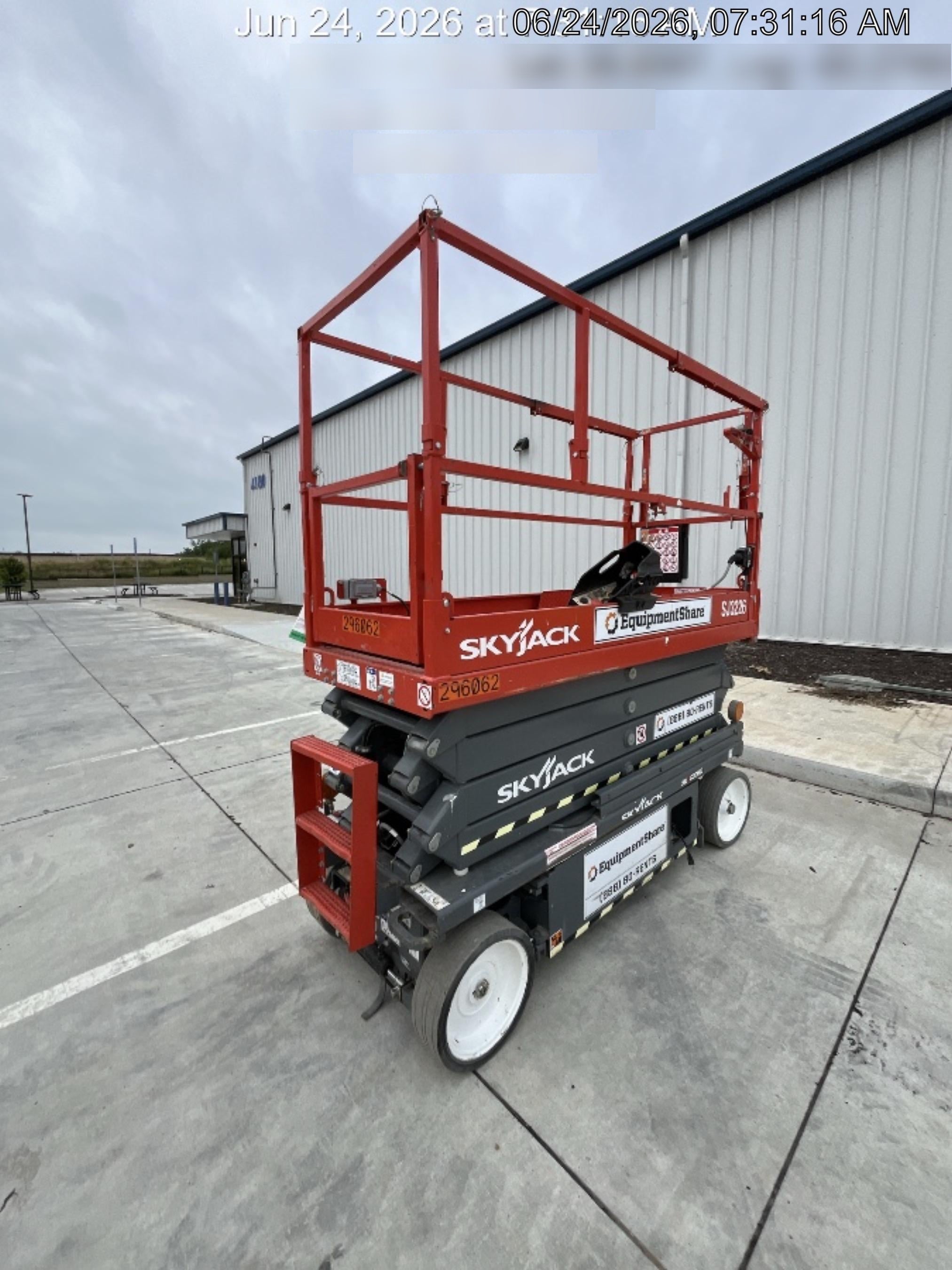 2023 SKYJACK SJ3226