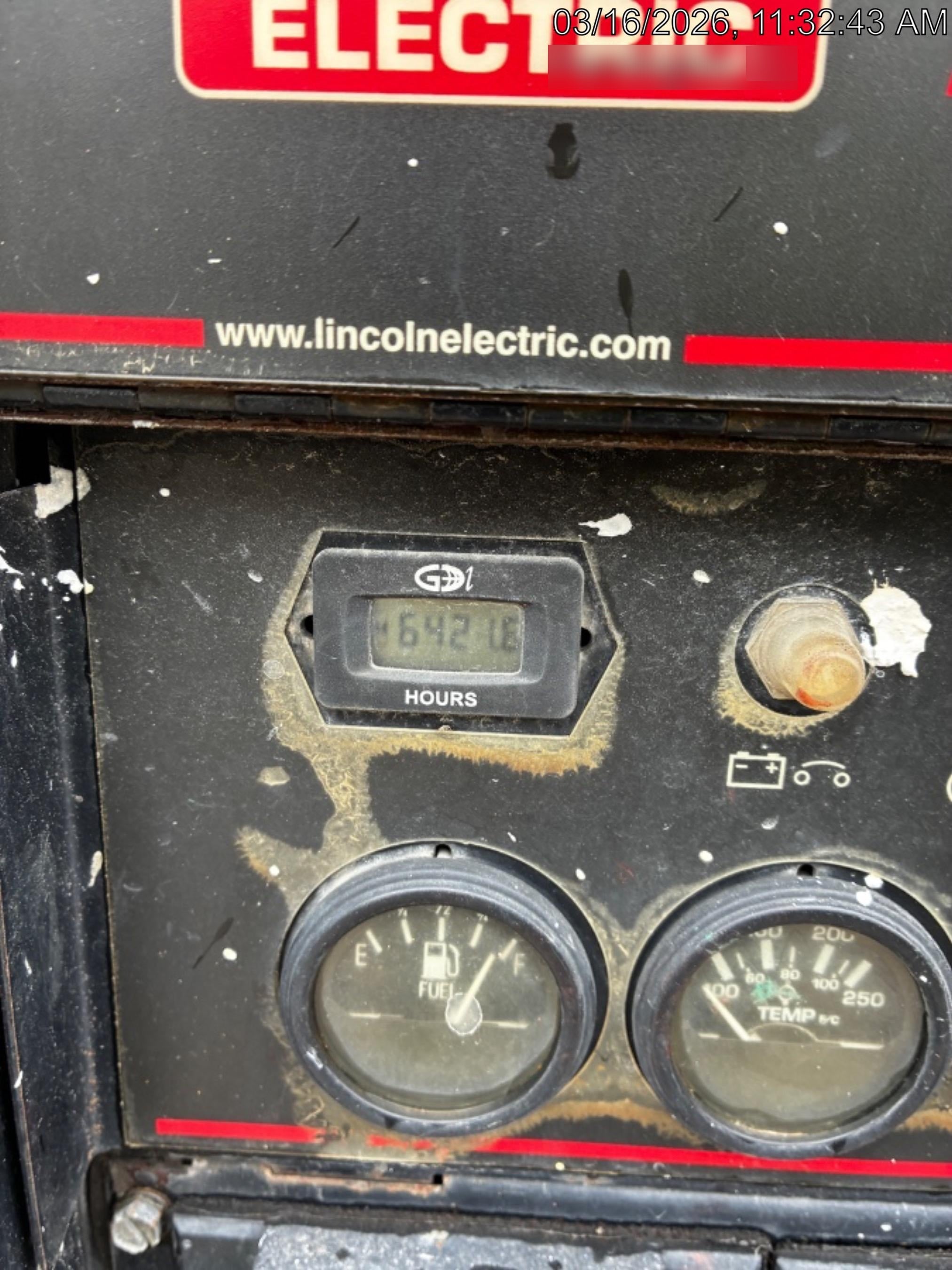 2019 Lincoln Electric Vantage 322 Welder Ready-Pak 3, Two wheel trailer, Fender and Light kit, Cable Rack