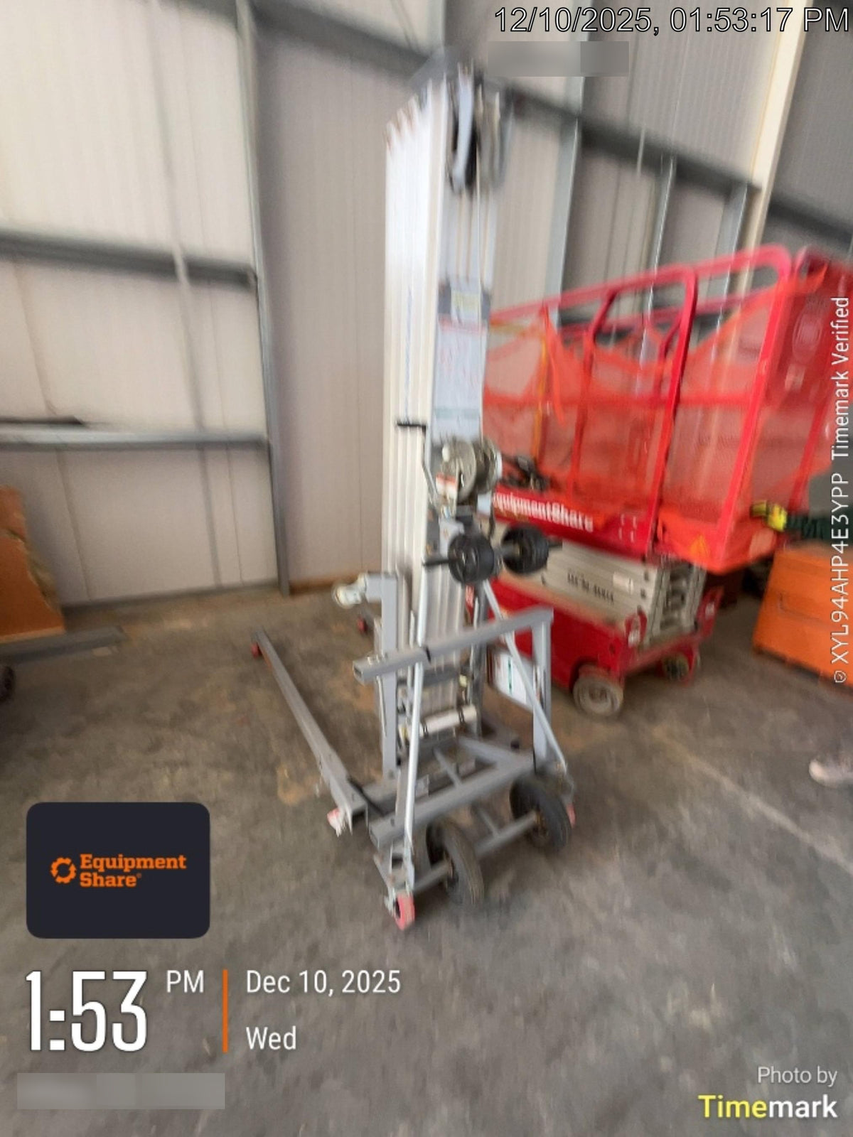 2023 GENIE SLC-24