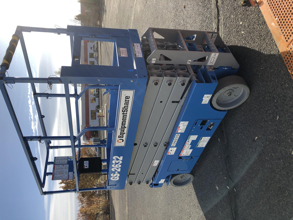 2020 Genie GS-2632 Solid NM Tires, Folding Rails with Half-Height Swing Gate, Beacon, 800W Invertor