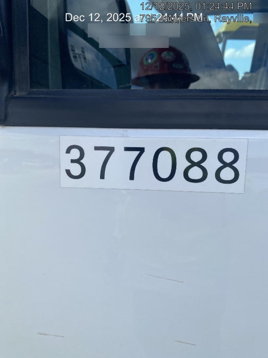 2023 CHEVROLET Express Van - Rental