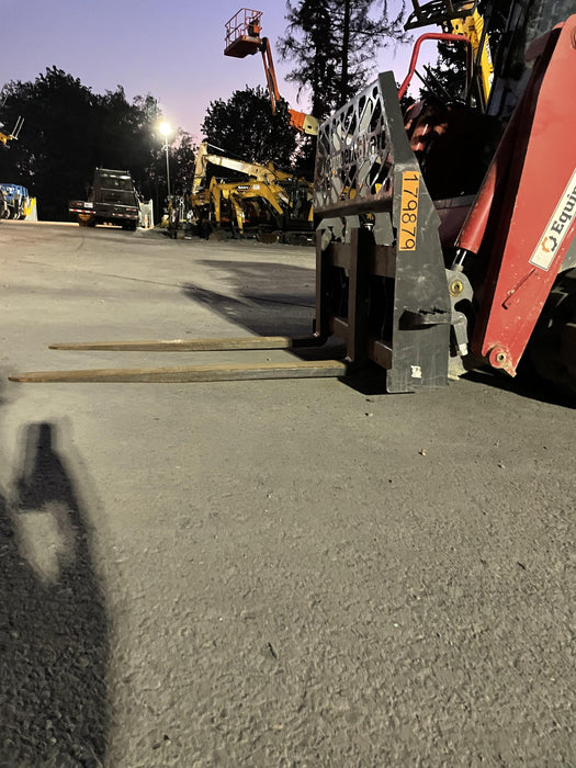 2021 PALADIN 48" Pallet Forks - Paladin