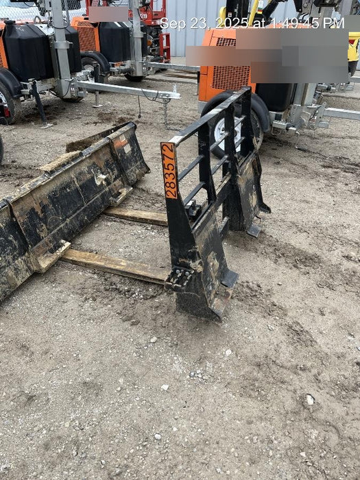2022 ARROW MATERIAL HANDLING 48" Pallet Forks - Arrow