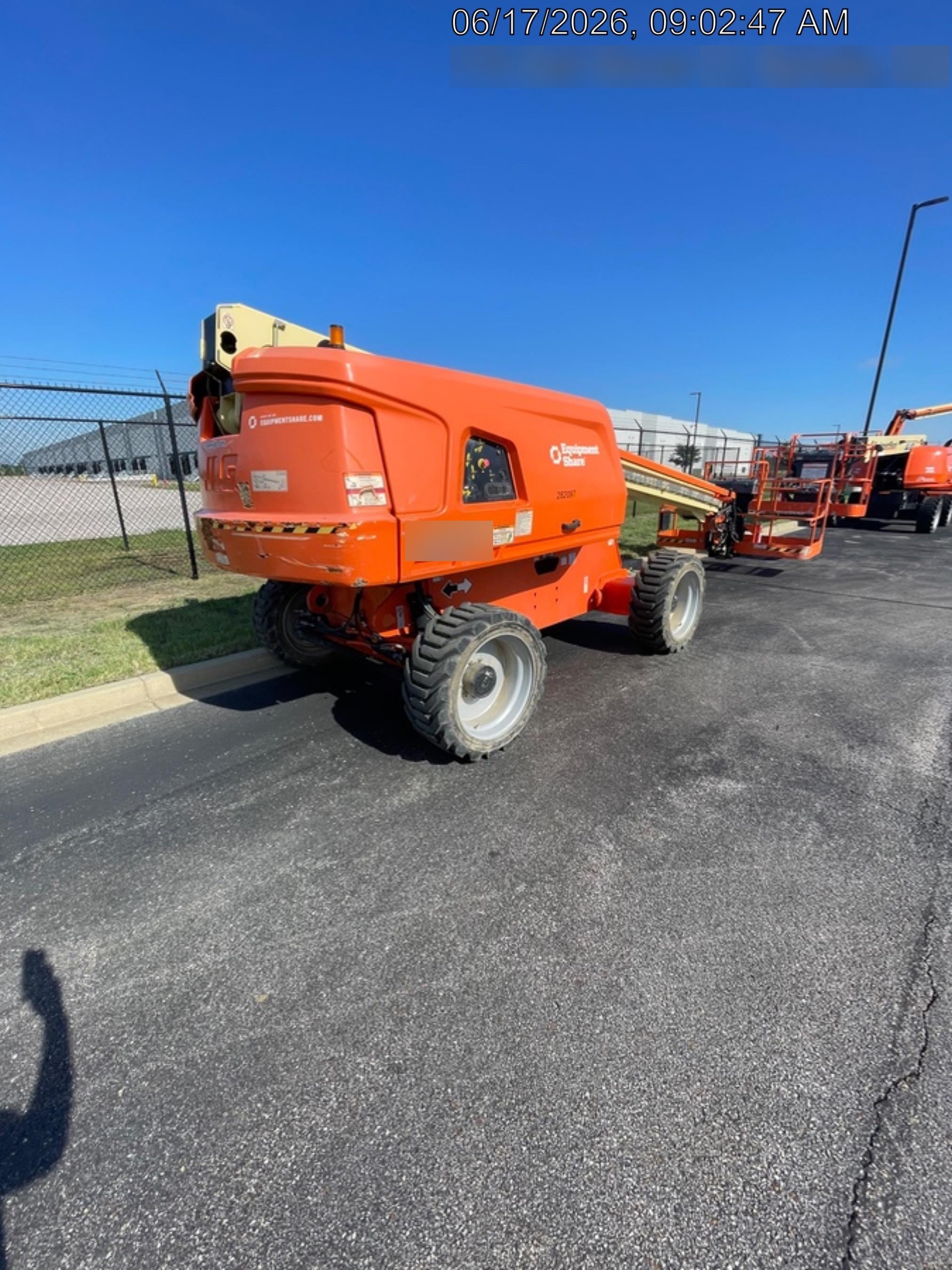 2022 JLG 600S