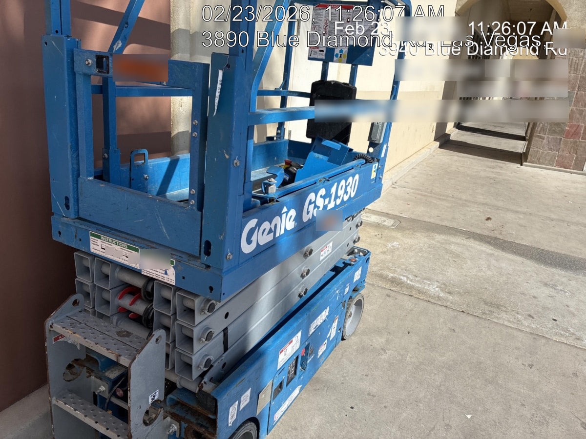 2019 Genie GS-1930 Half Height Swing Gate, 800W Inverter