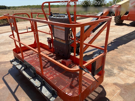 2019 JLG 660SJ