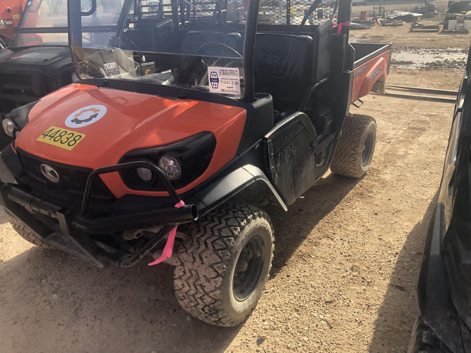 2019 Kubota RTV-XG850WL-H 4wd Utility Cart, Gas, 2 Seat, LED Strobe, Windshield Tempered Glass, Plastic Canopy, Wire Harness Kit, Backup Alarm