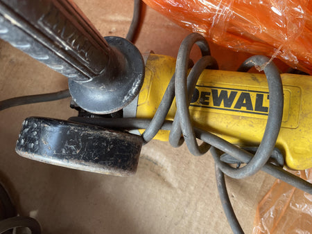 2022 DEWALT DWE402N