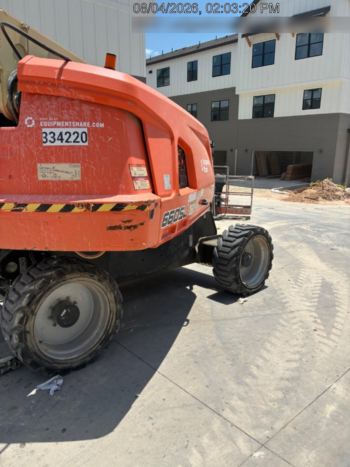 2023 JLG 660SJ