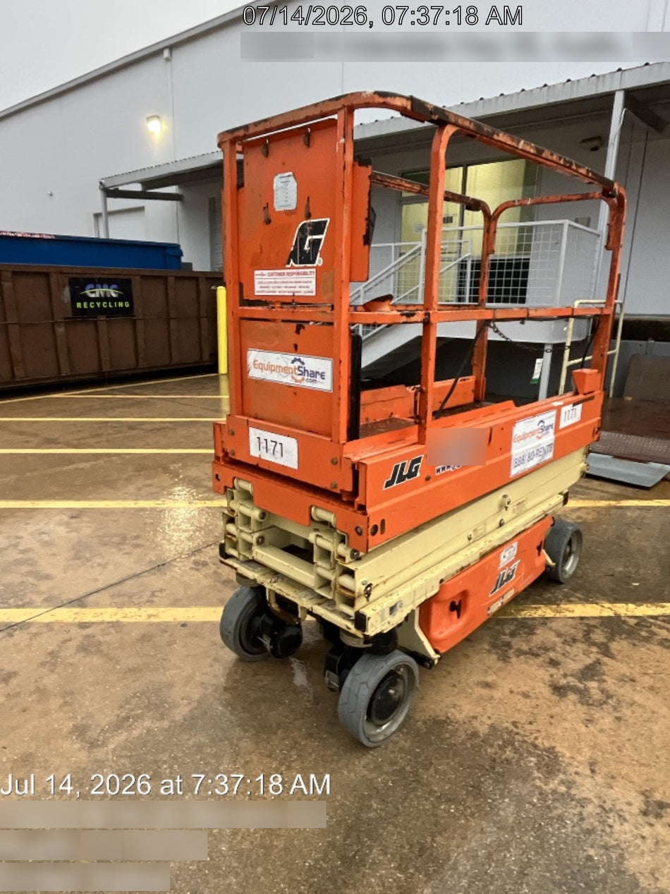 2016 JLG 1930ES