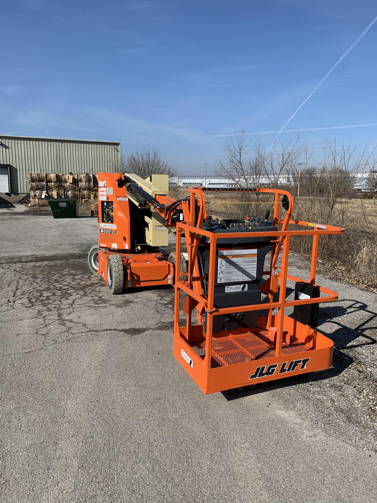 2019 JLG E300AJP