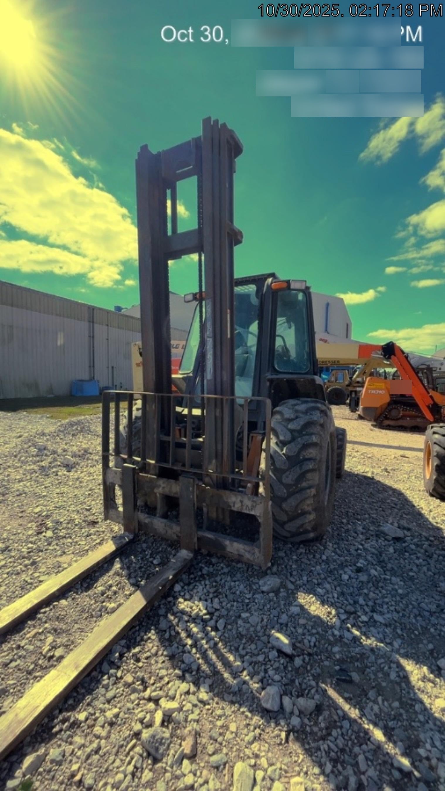 2021 CASE 586H