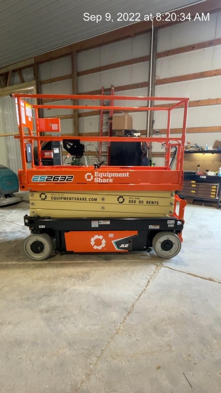 2022 JLG ES2632