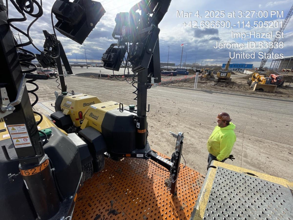 2022 Allmand NLV3GR (4) LED Light Fixture 350W, 23' Vertical Mast, 3kW Prime, Towable, ES Decals, T3