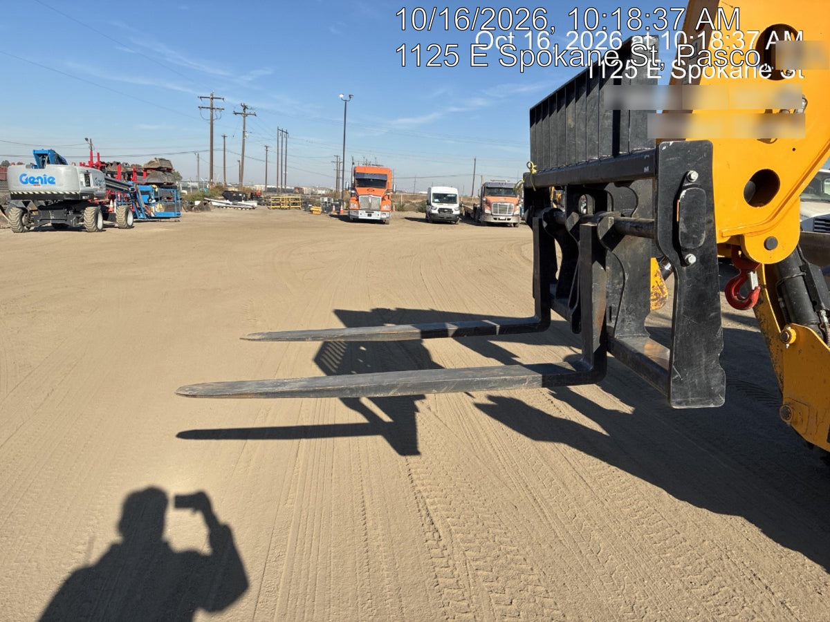 2021 JCB 510-56