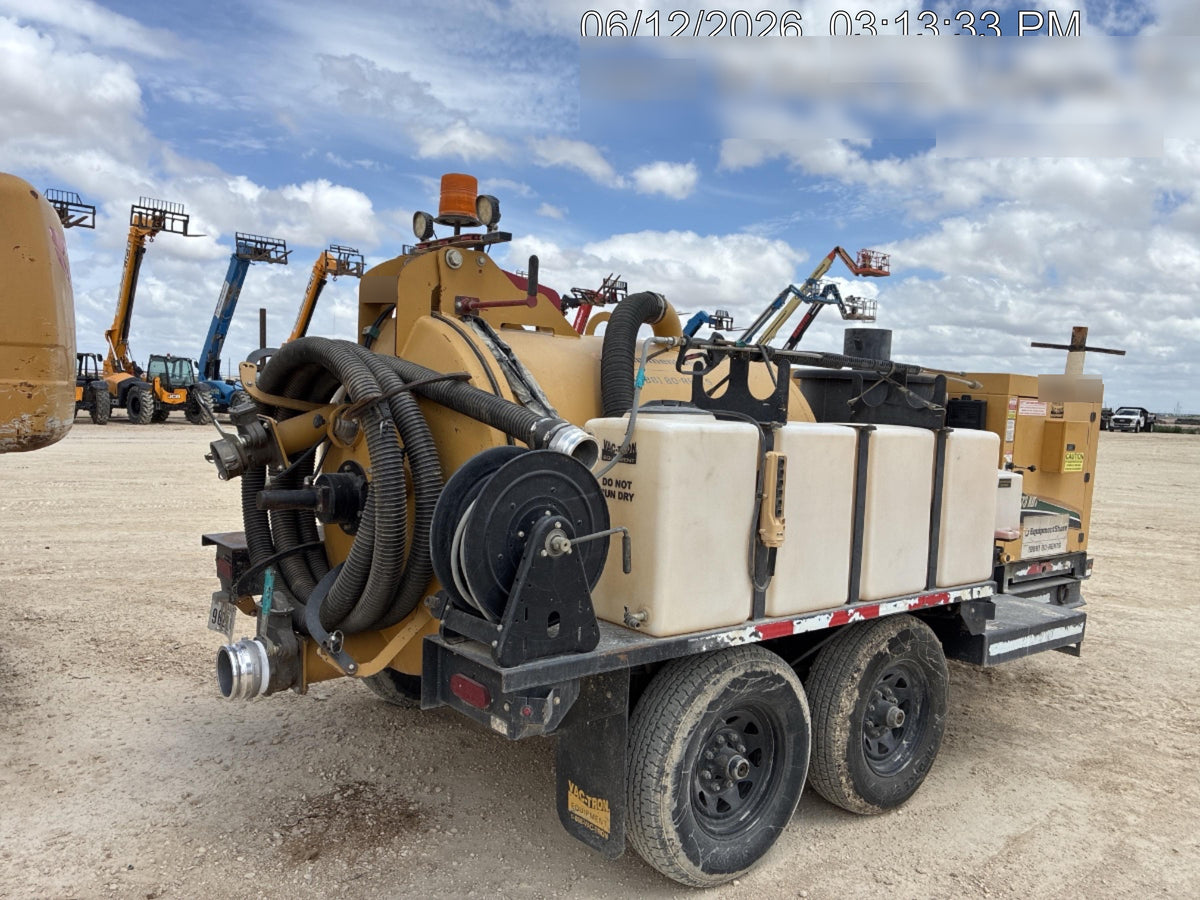 2019 Vac-Tron LP573XDT 24Hp Kohler Diesel, 500 Gal Debris Tank, 500 CFM Vacuum Pump, x2 100 Gal Water Tanks