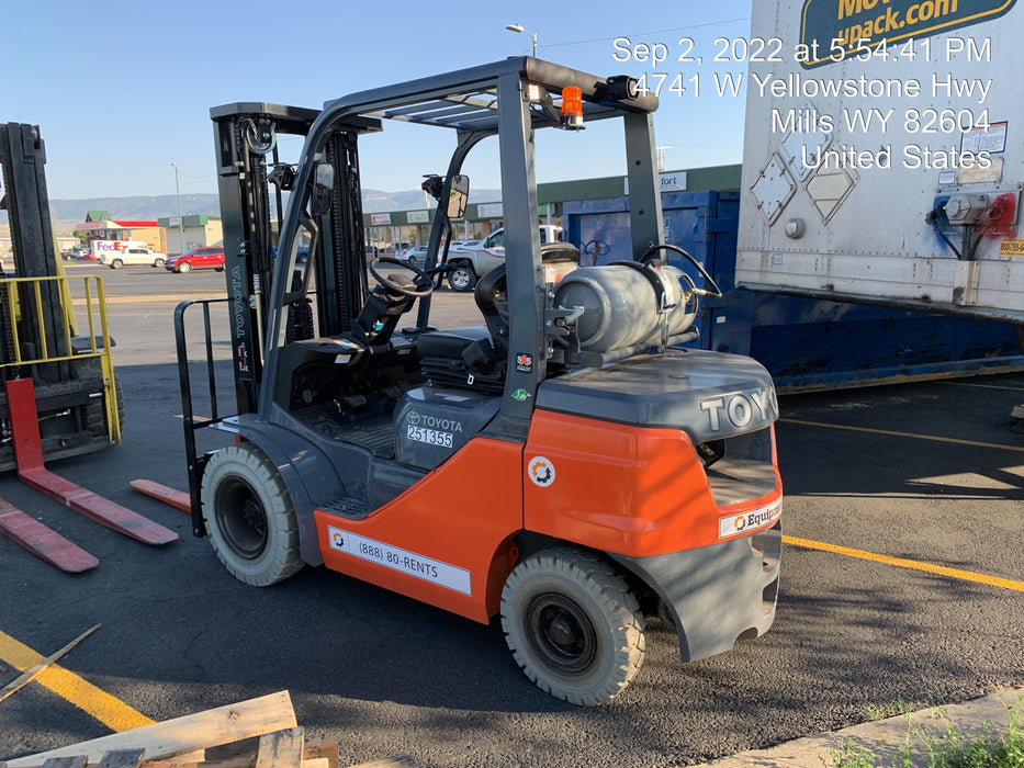 2022 TOYOTA 50-8FGU25