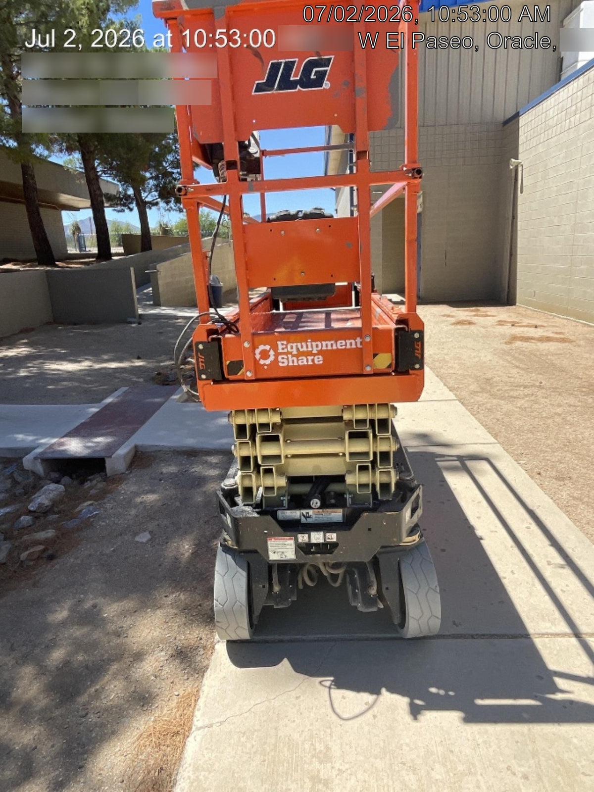 2022 JLG ES2632