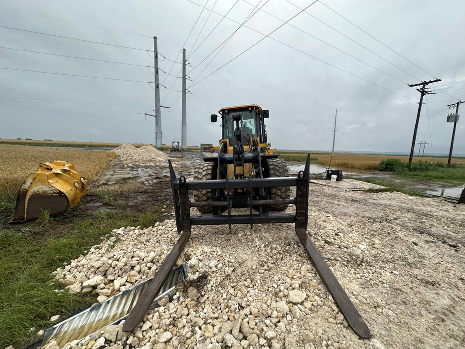 2022 SOLESBEE 96" Loader Fork Carriage - Solesbee