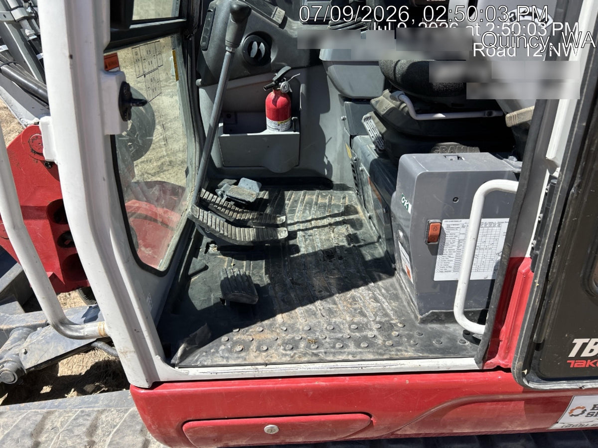 2024 TAKEUCHI TB250-2CR