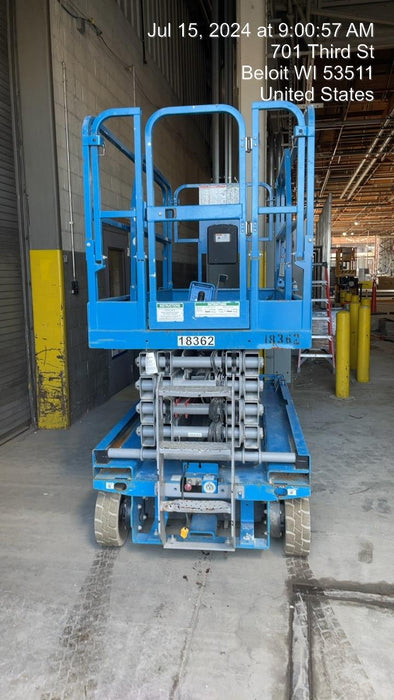 2018 Genie GS-3246 Genie GS-3246 w/Folding rails, Full height swing gate