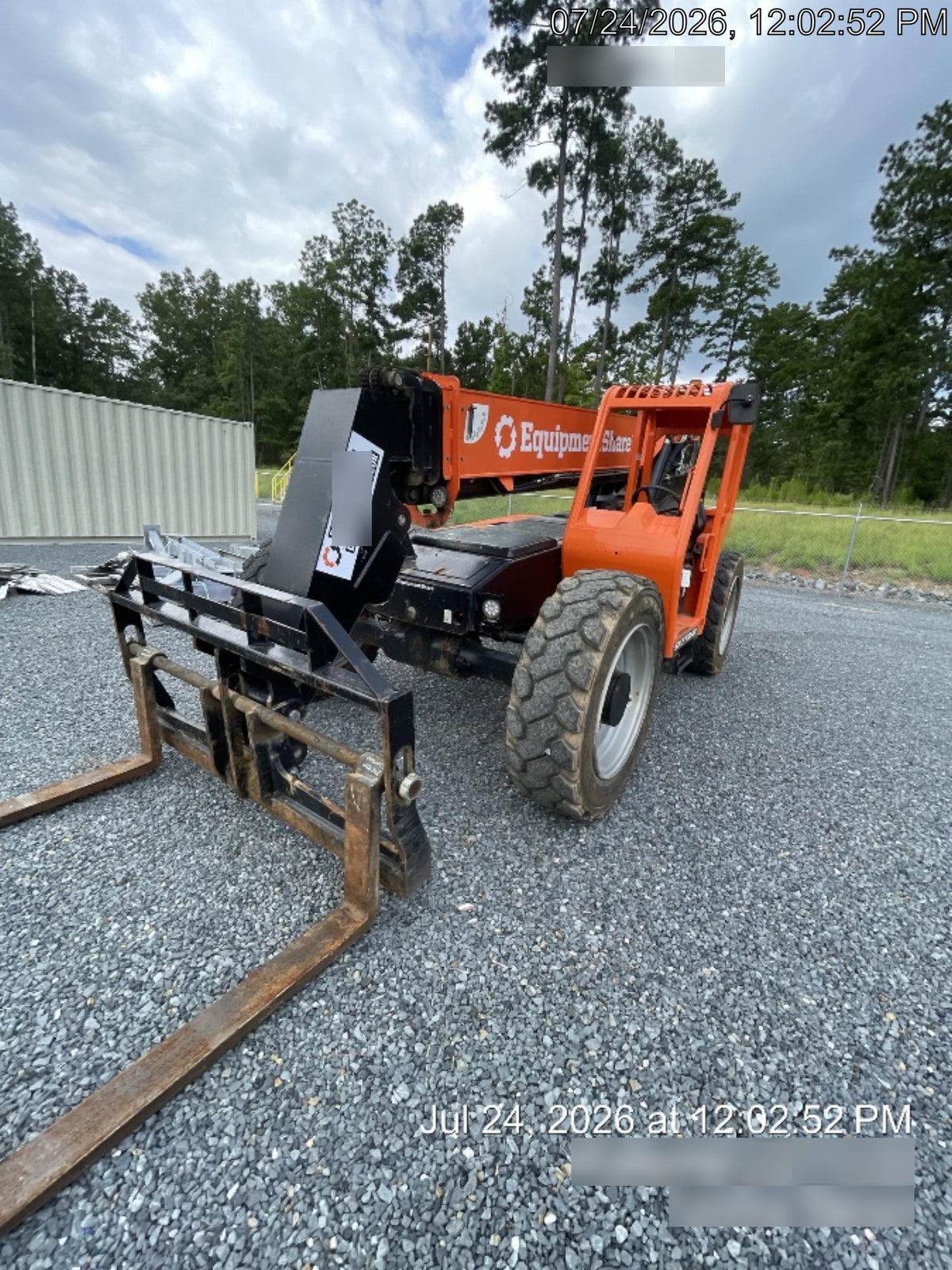 2023 SKYTRAK 8042
