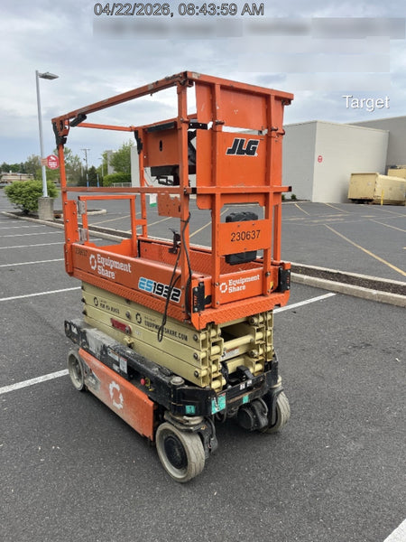 2022 JLG ES1932