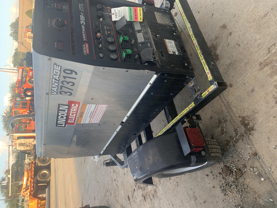 2019 Lincoln Electric Vantage 322 Ready-Pak 3, Two Wheel Trailer, Fender and Light Kit, Cable Rack