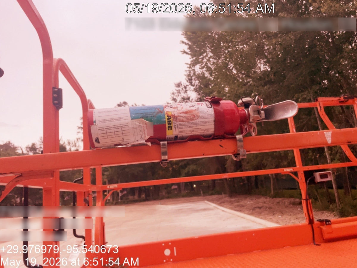 2023 JLG RT3369
