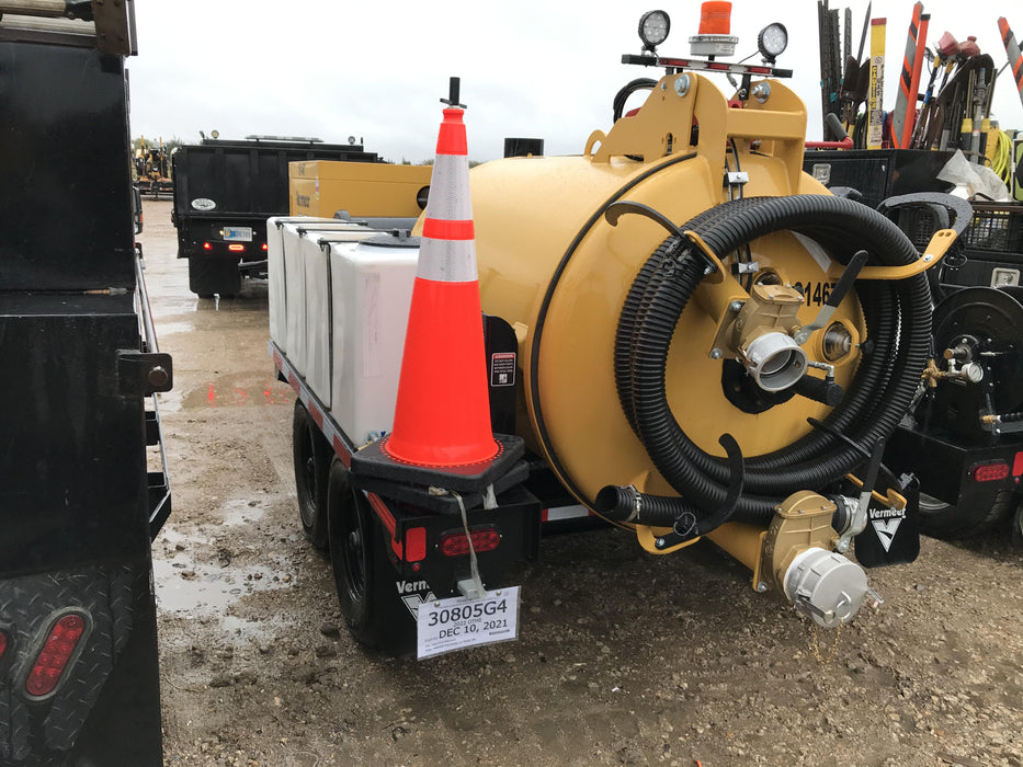 2022 Vac-Tron LP573XDT T4 Koehler Diesel Engine, 500 Gallon Debris Tank, x2 100 Gallon Water Tanks