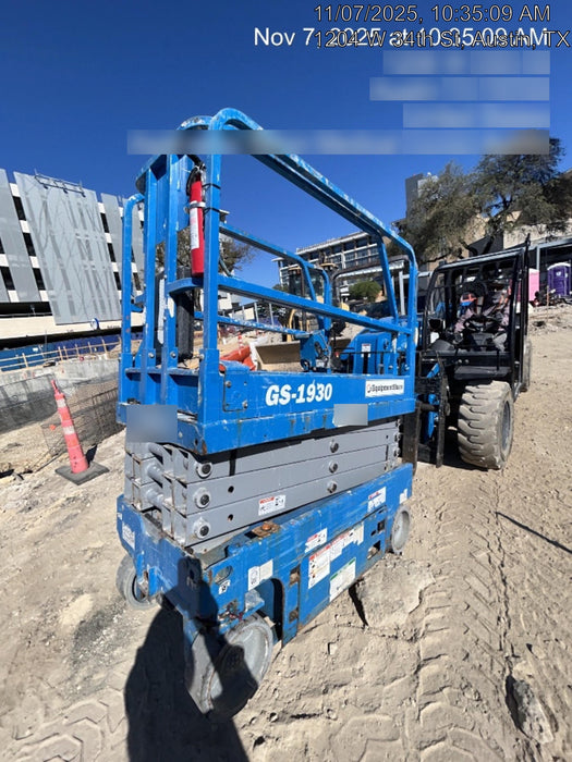 2019 Genie GS-1930 Fixed rails with chain Entry