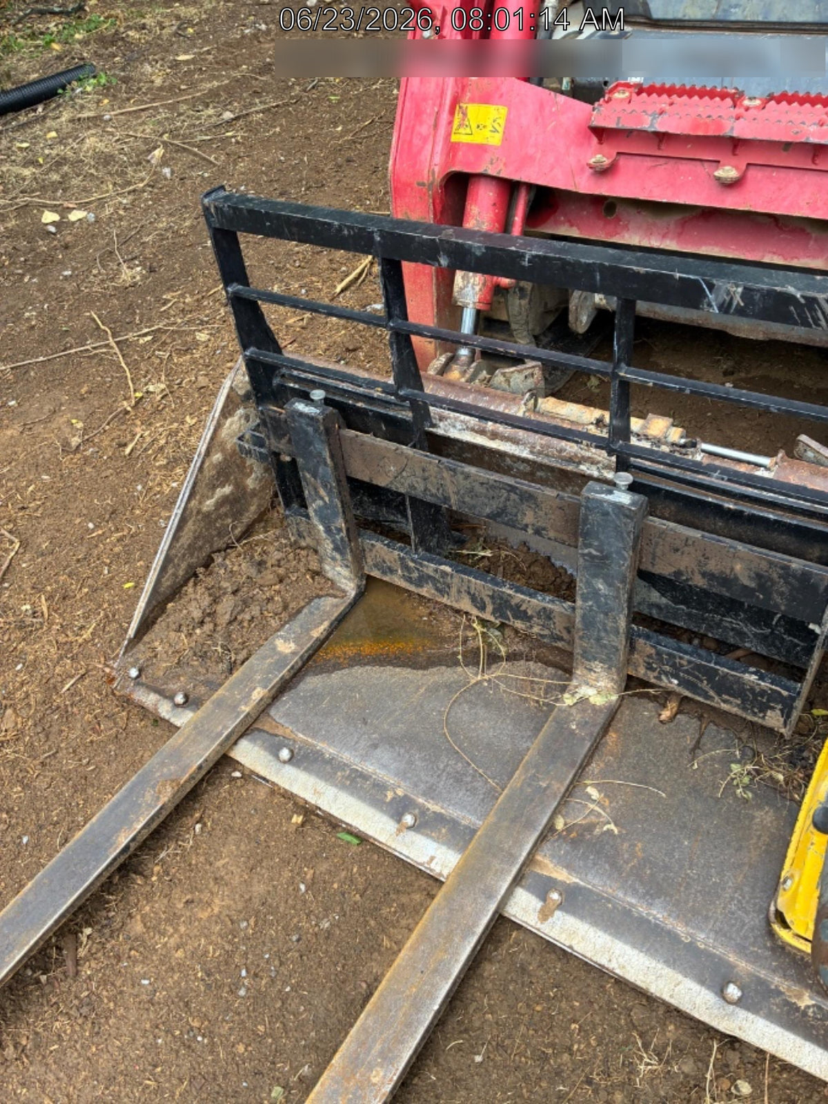 2024 ARROW MATERIAL HANDLING 48" Pallet Forks - Arrow