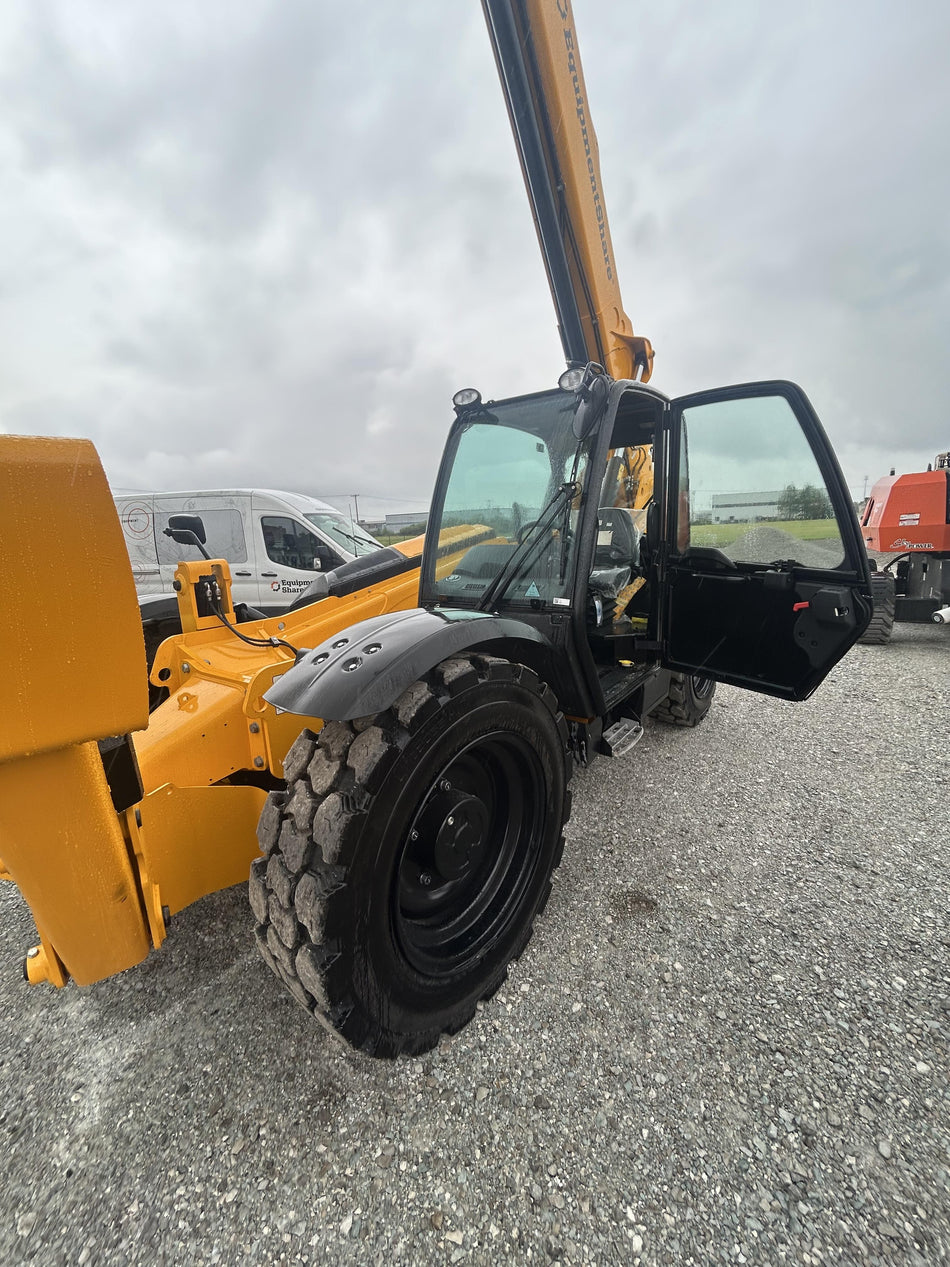 2026 JCB 512-56