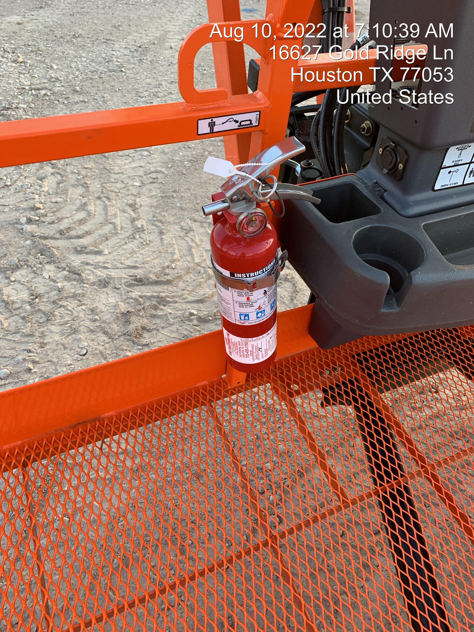 2022 JLG 860SJ