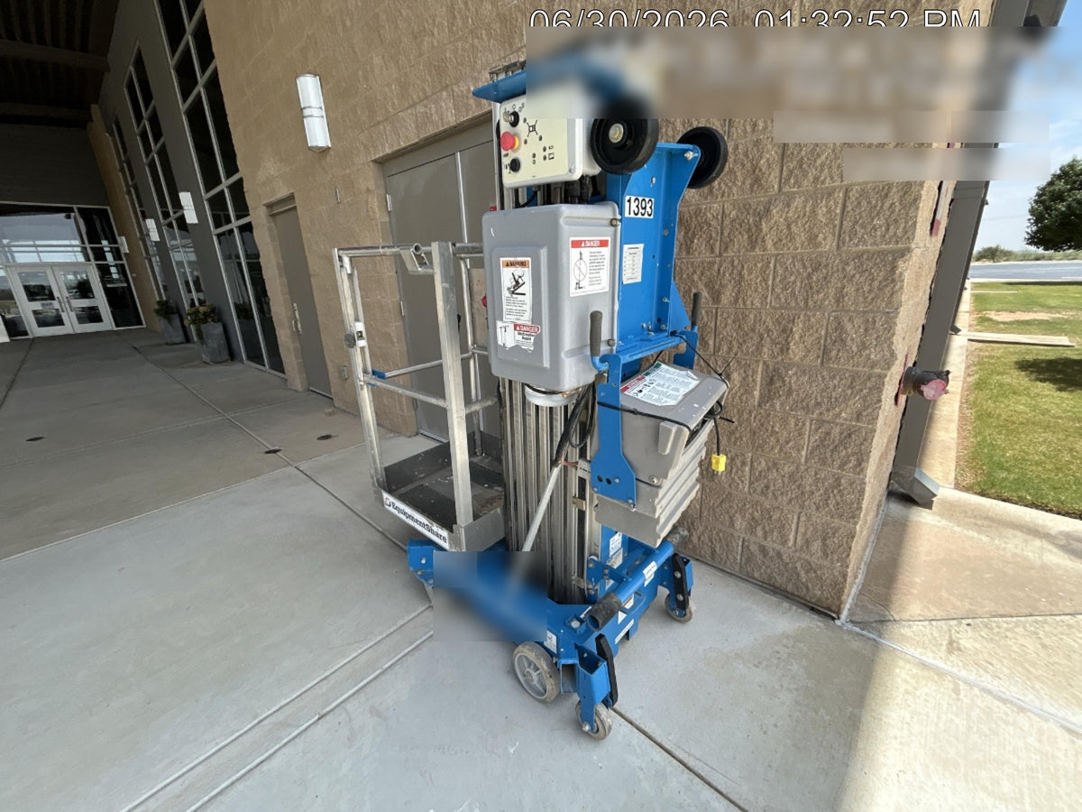 2019 GENIE AWP-30S
