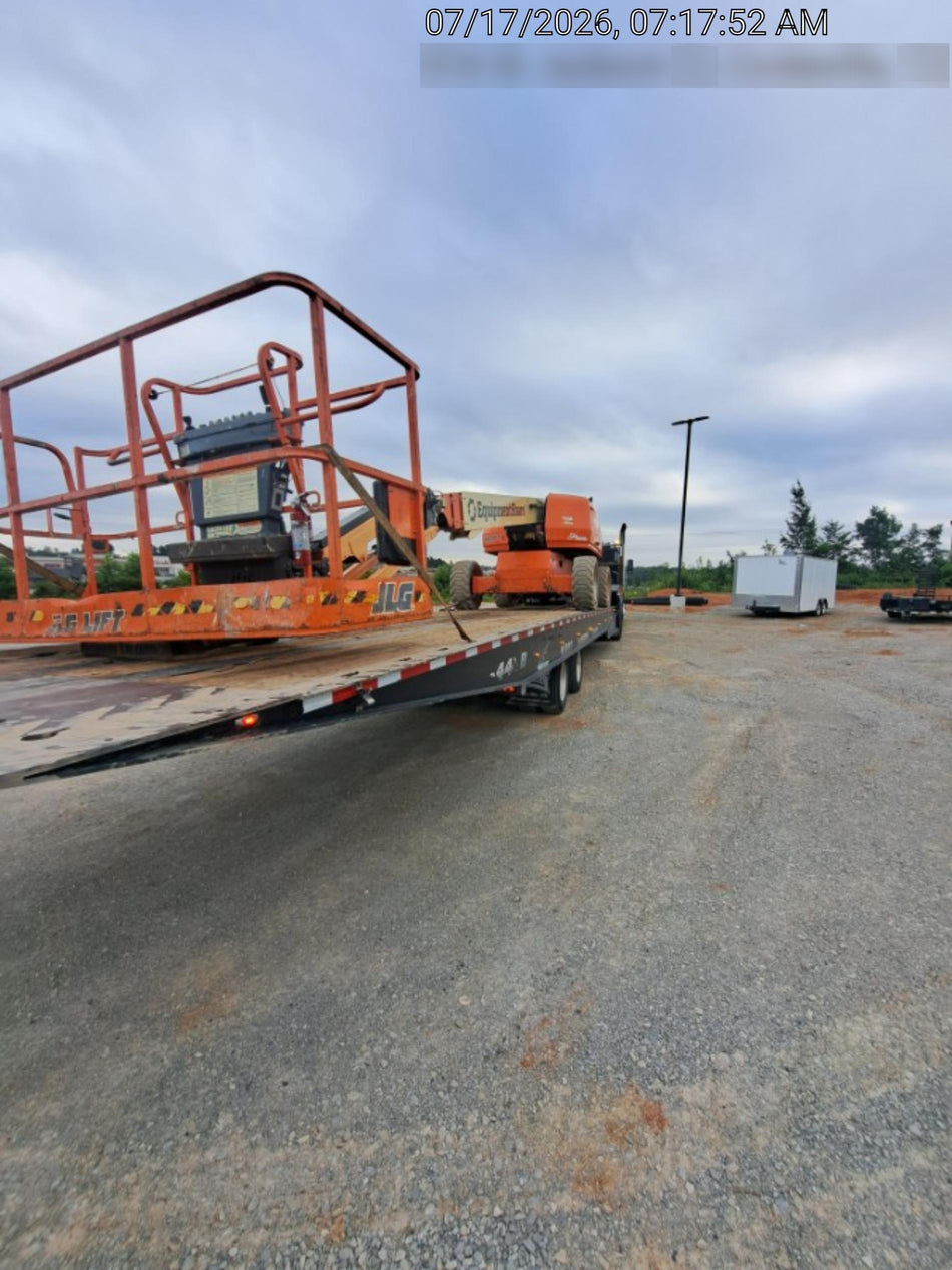 2022 JLG 660SJ
