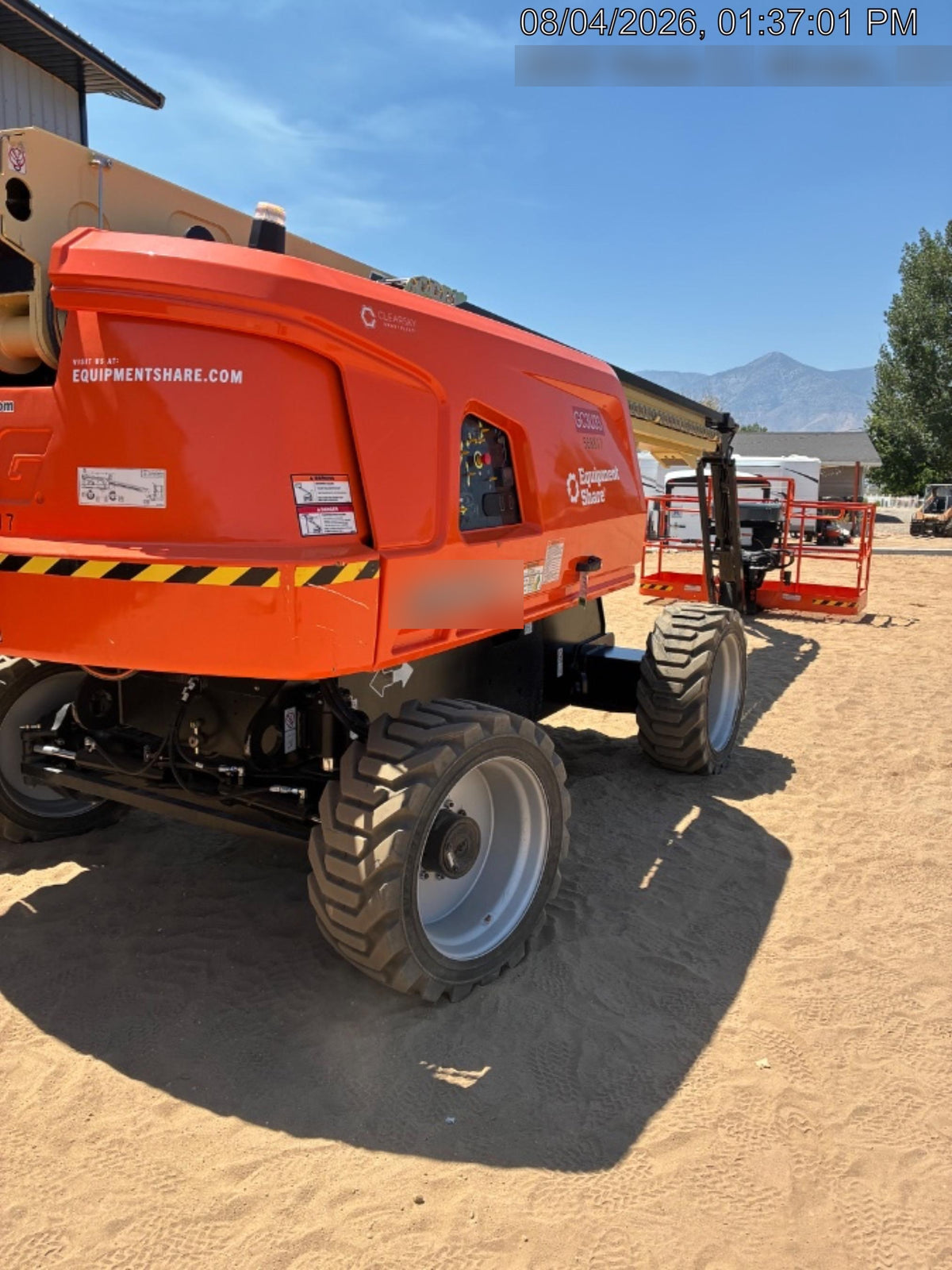 2025 JLG 660SJ