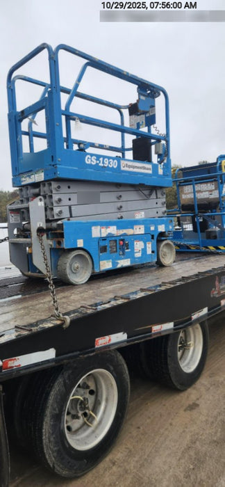 2020 Genie GS-1930 Solid Non Marking Tires, Beacon, Folding rails with half height swing gate