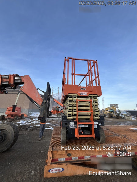 2023 JLG R4045