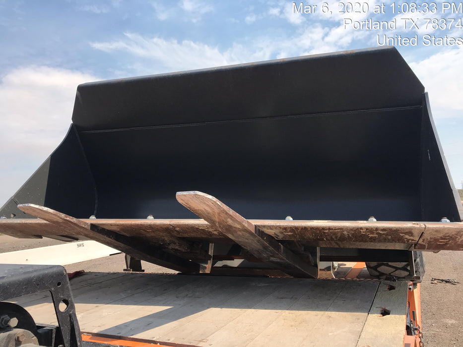 2020 John Deere 644K 4yd Wheel Loader, Cab/Heat/Air, 3 Function Hydraulics, JRB Hydraulic QC, QC 4yd bucket w/smooth cutting edge, QC Carriage, 72" Fork Tines, 5yr/5,000hr Powertrain and Hydraulics extended warranty