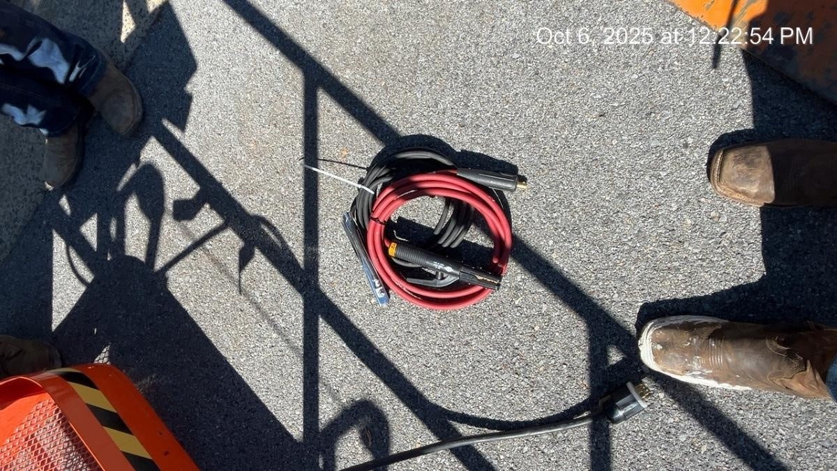 2025 MILLER ELECTRIC CST-282