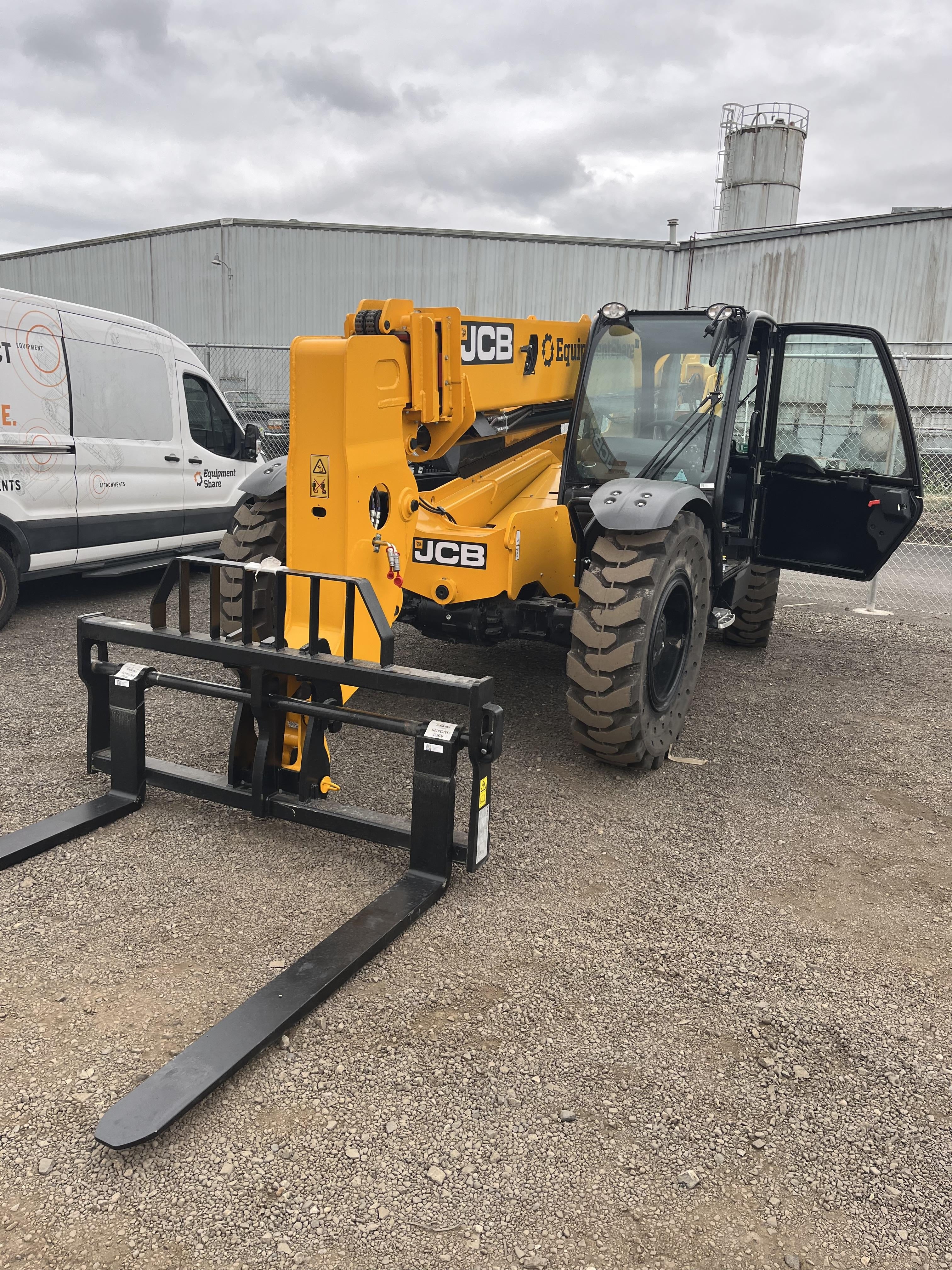 2026 JCB 509-42