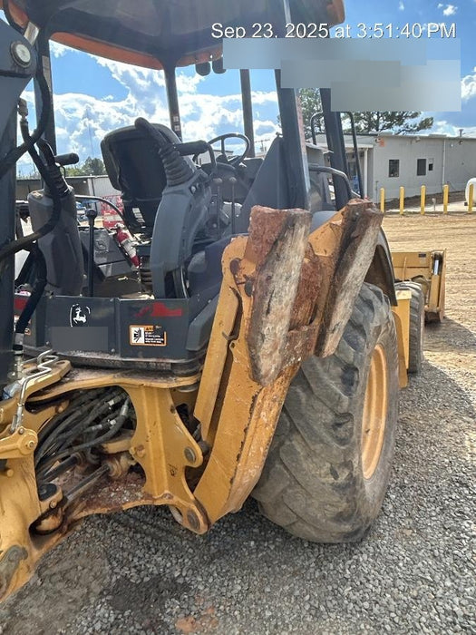 2019 John Deere 310LEP - Extendable Stick 4WD, Canopy, Extendable dipper, ISO Controls, 2 way Auxiliary Hydraulics, 4 in 1 Loader bucket w/ hook, Beacon w/ Buckets: 12”, 18”, and 24