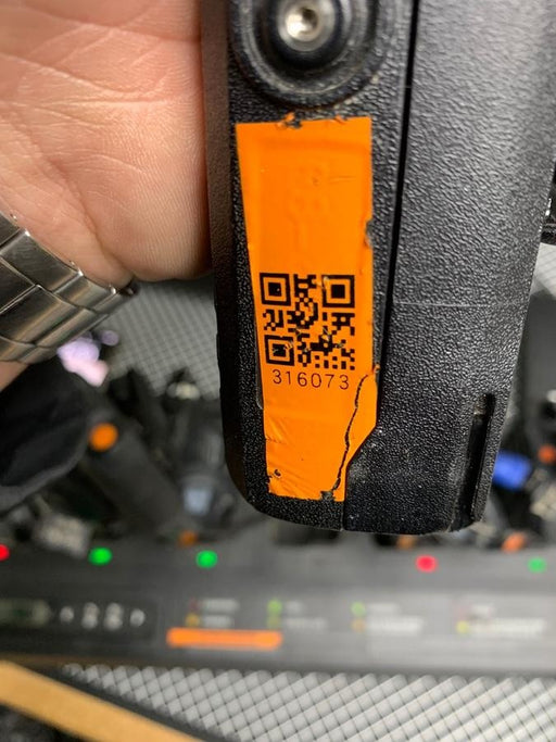 2023 MOTOROLA R7 DISPLAY