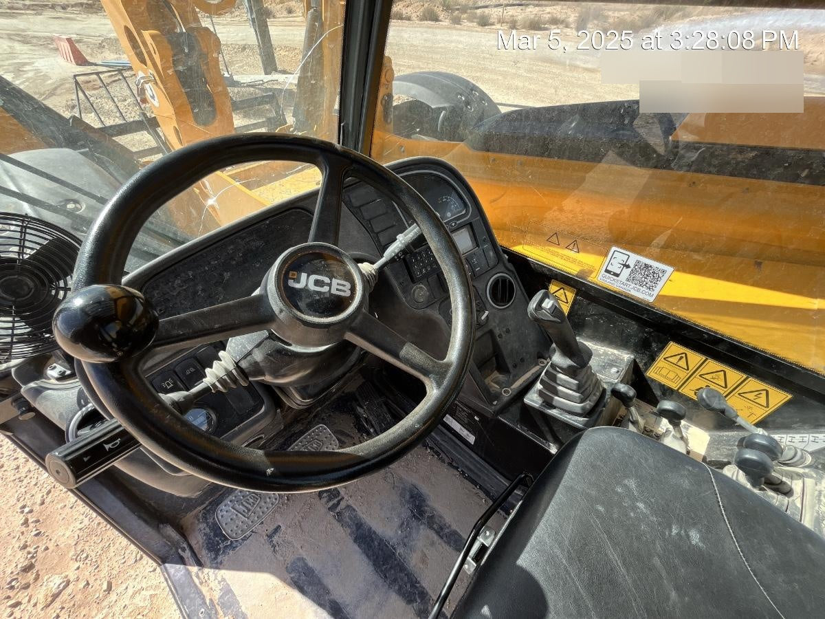 2023 JCB 510-56