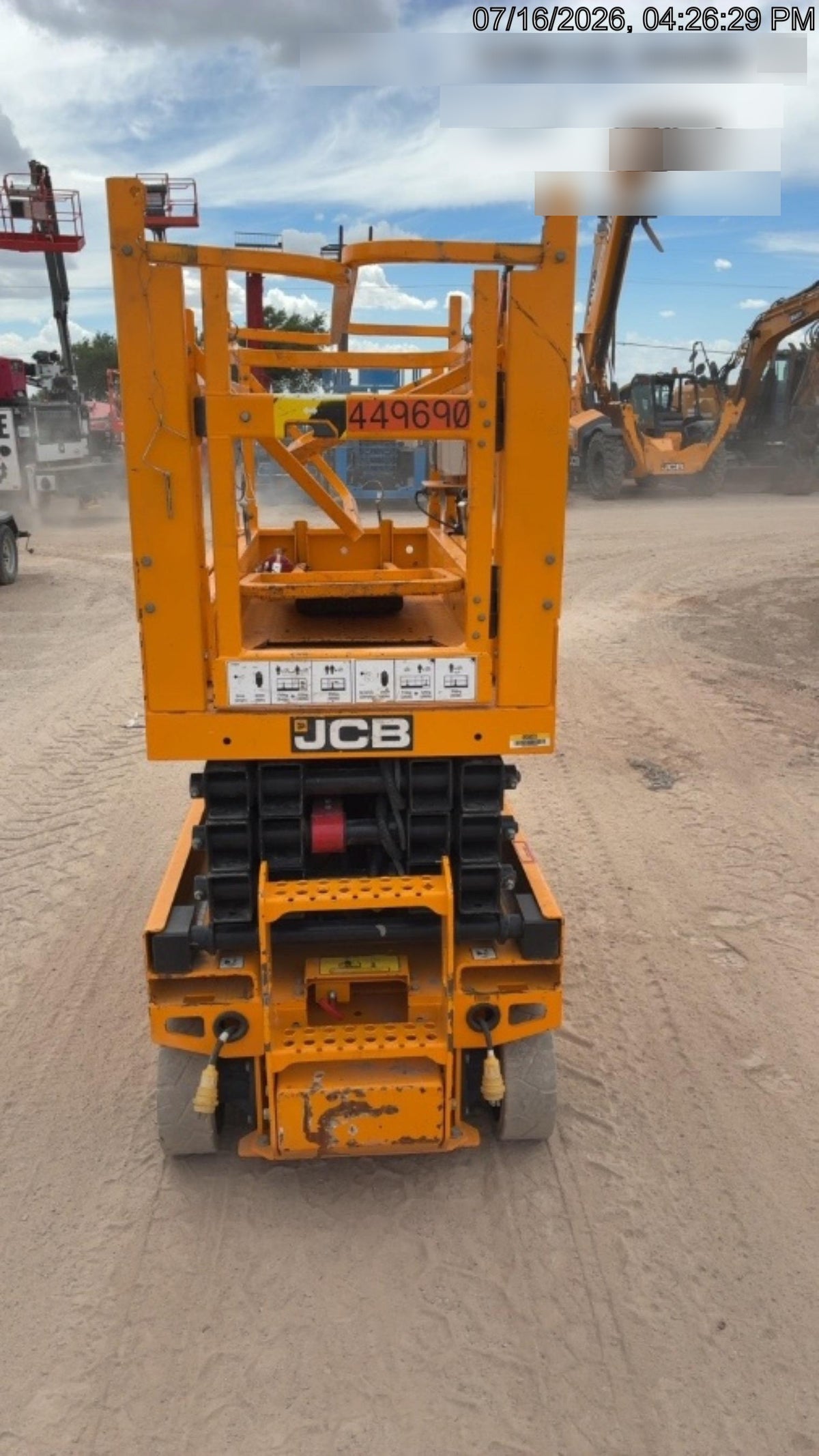 2024 JCB S1932E
