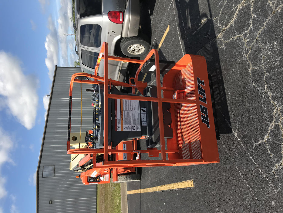 2020 JLG E400AJPN
