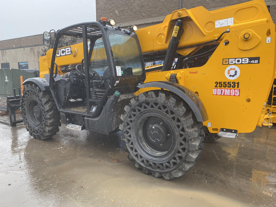 2022 JCB 509-42