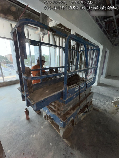 2019 Genie GS-1930 Fixed rails with chain Entry