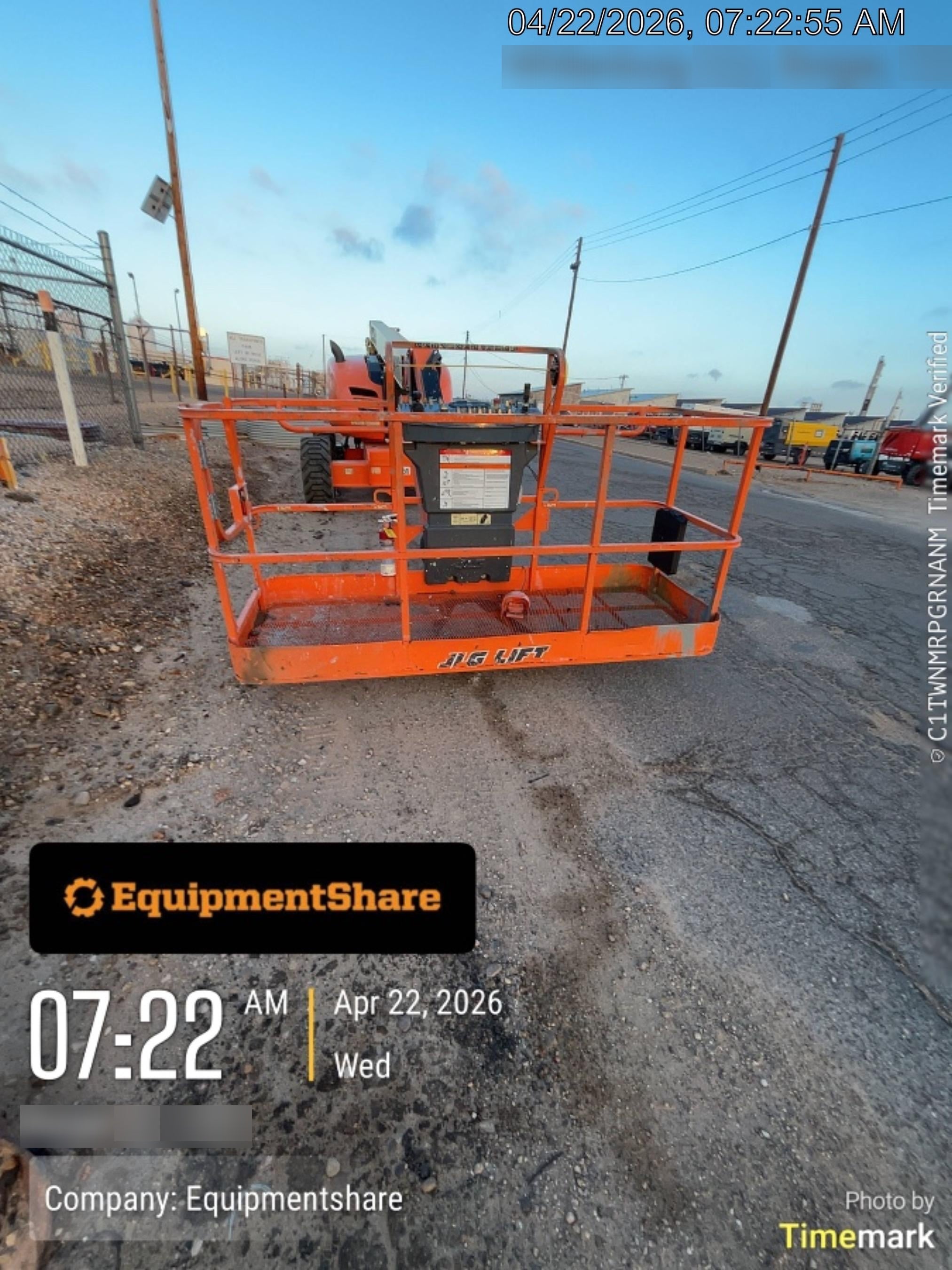 2019 JLG 600AJ